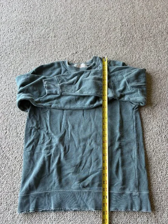 Stone Cold Fox Distressed Sage Green Sweatshirt Embroidered Logo S/M Coquette - Picture 9 of 9